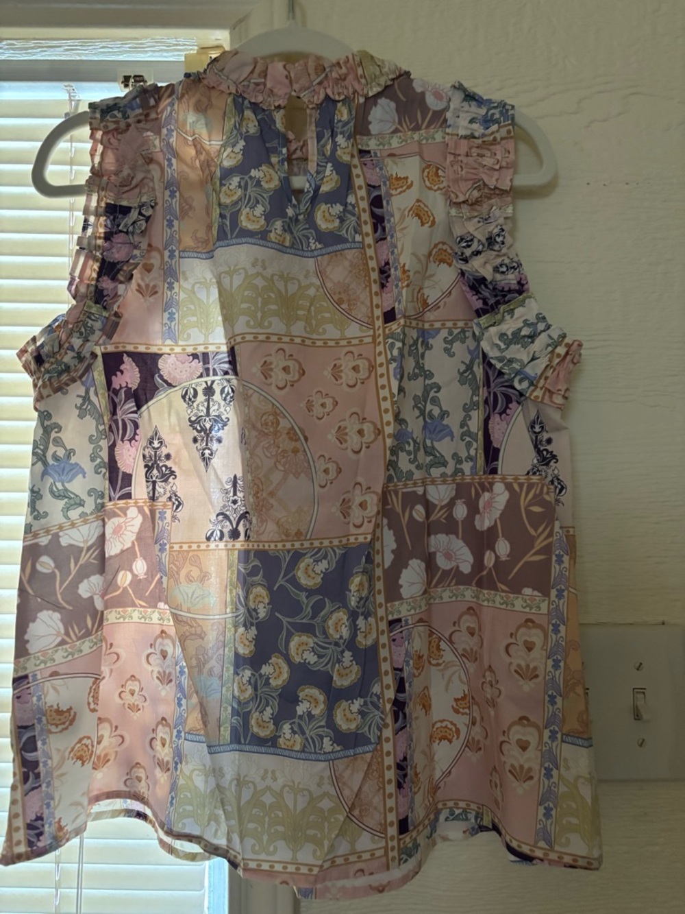 Entro top - Picture 3 of 5